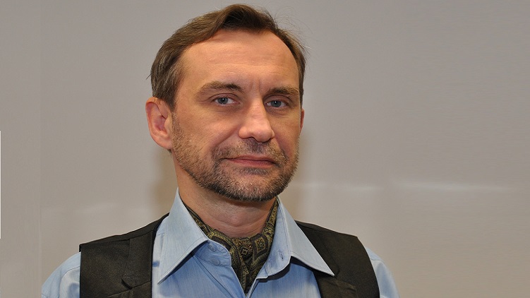 Senátním kandidátem Pirátů na Teplicku je Tomáš Tožička. Věnovat se chce problematice regionálního rozvoje, dostupného bydlení, exekučních pastí či podpoře malého a středního podnikání